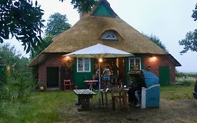 Kleine Einliegerwohnung oder Zimmer im Reetdachhaus